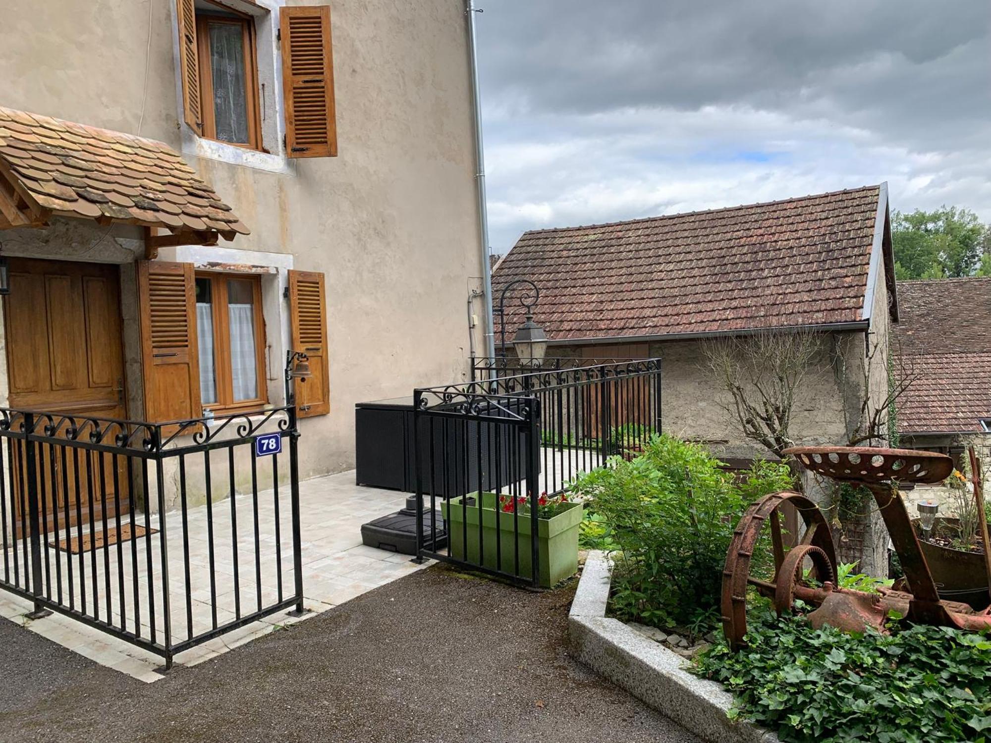 Gite Chez Charlot Chanaz Exterior photo